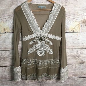 🍂2/$20 Tan lace sheer mesh jeweled top